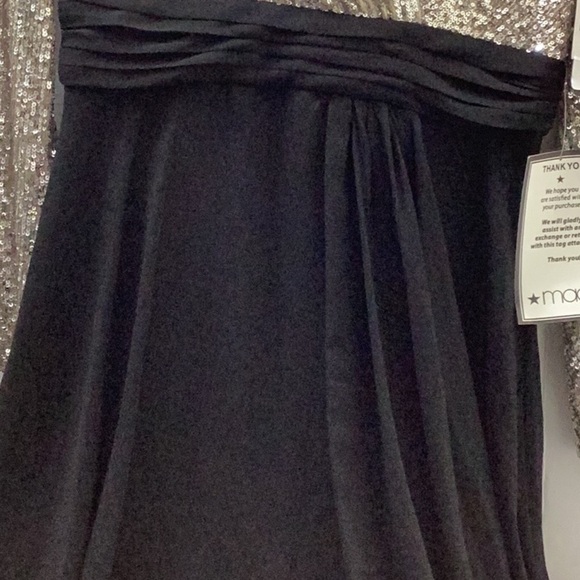 Sequined Chiffon Gown - Picture 4 of 12